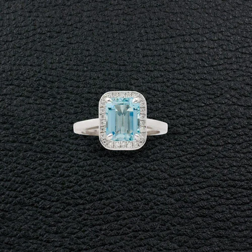 Trendy silver rings for modern fashionistas-Aquamarine & Diamond Ring