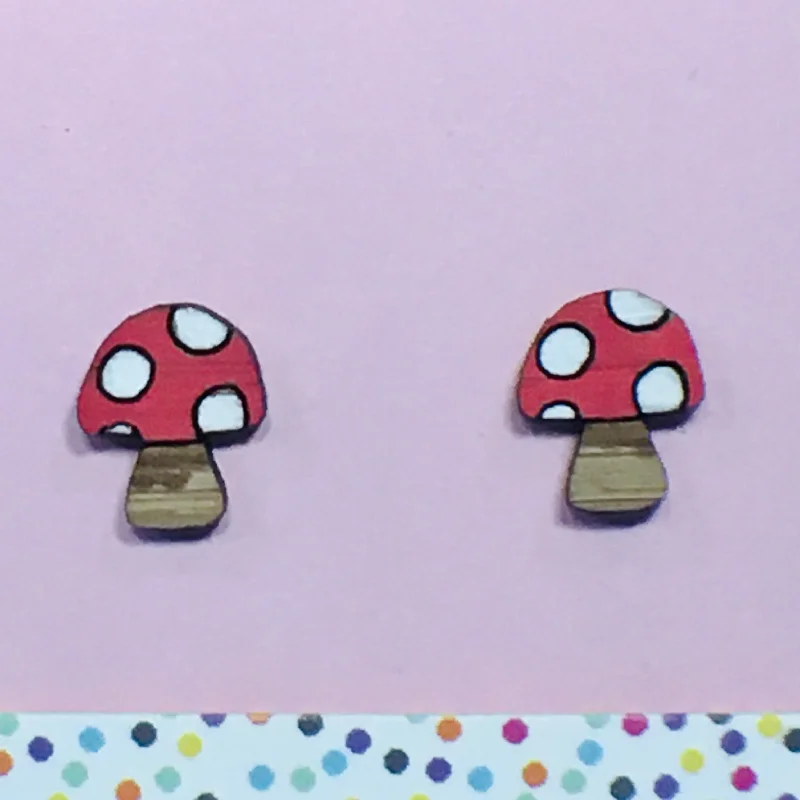 Modern ear cuffs for cutting-edge fashion-Studs: Toadstools