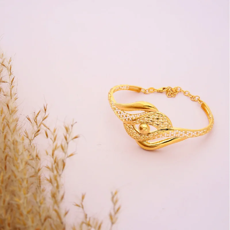 Designer bangles for high-end jewelry collections-Gold Hollow Stripe & Radiant Design Bangle 21KT - FKJBNG21KM9705