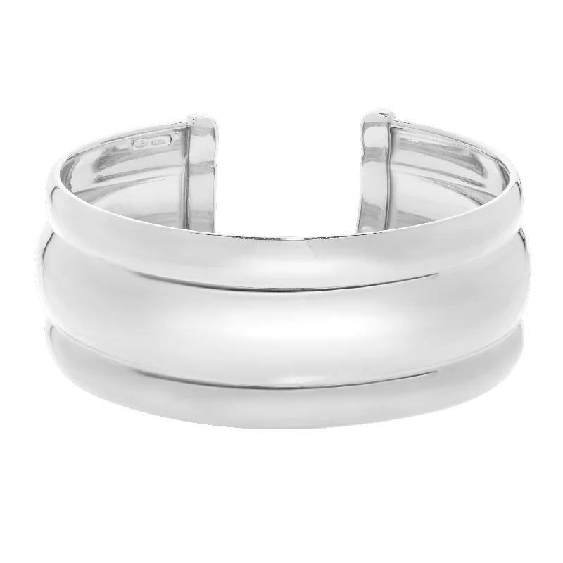 Heart-shaped bracelets for romantic gifts-Silver Bold Ribbed Cuff