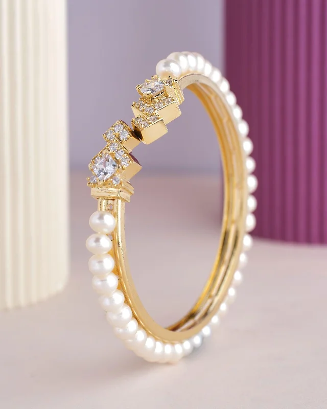 Indian-inspired bangles for traditional style-Traditional White Pearl Bangle