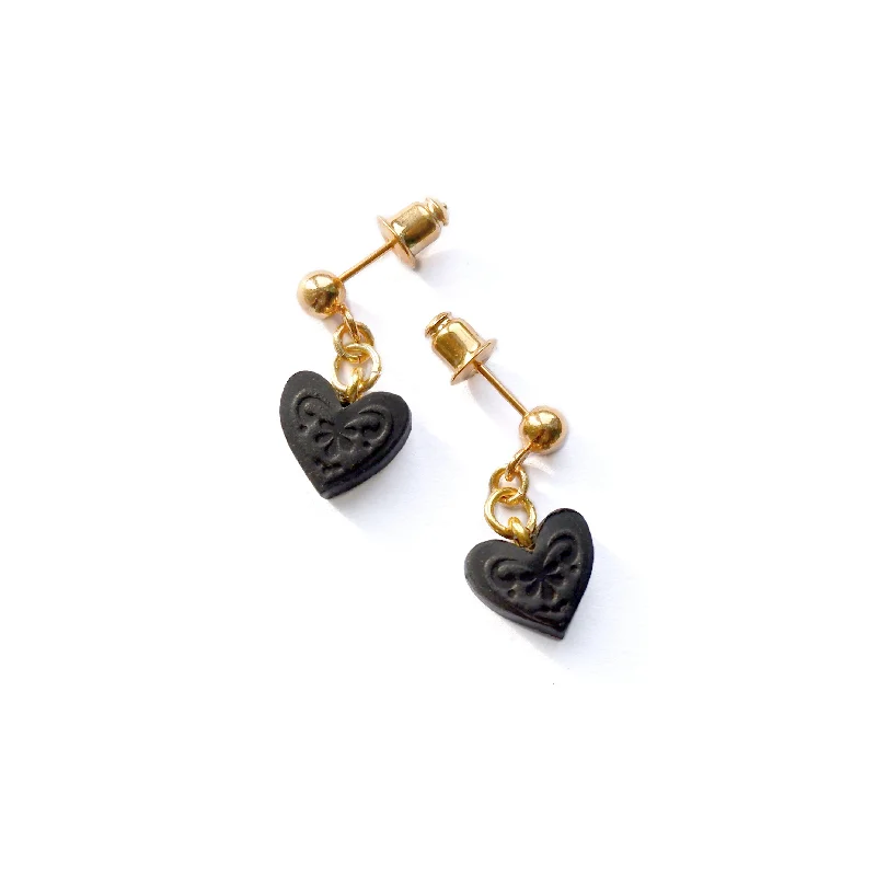 Small stud earrings for minimalist style-SWEET BLACK HEART . little drop studs