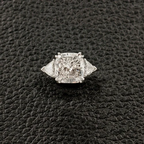 Geometric rings for modern jewelry lovers-Cushion cut Diamond Engagement Ring