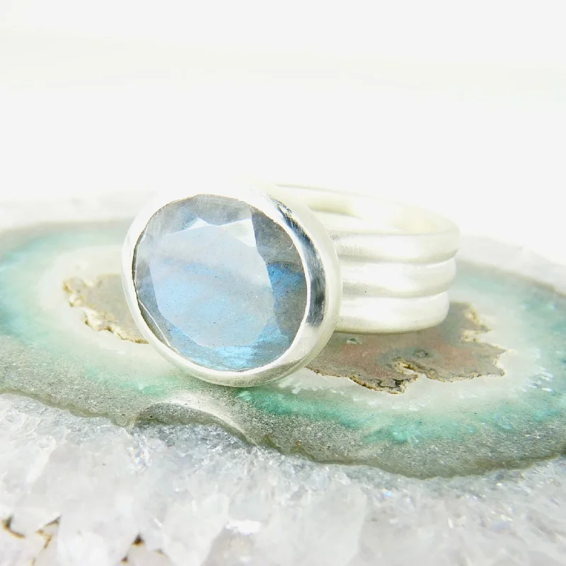 Custom promise rings for lasting relationships-Large Labradorite Silver Ring