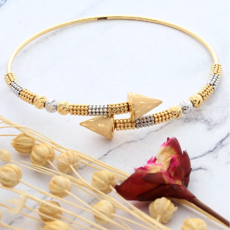 Classic gold bangles for timeless elegance-Gold The Gorgeous Charmer Triangle 18KT - FKJBNG18K9208