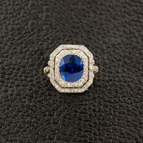 Vintage-inspired rings for antique lovers-Oval Sapphire & Diamond Ring