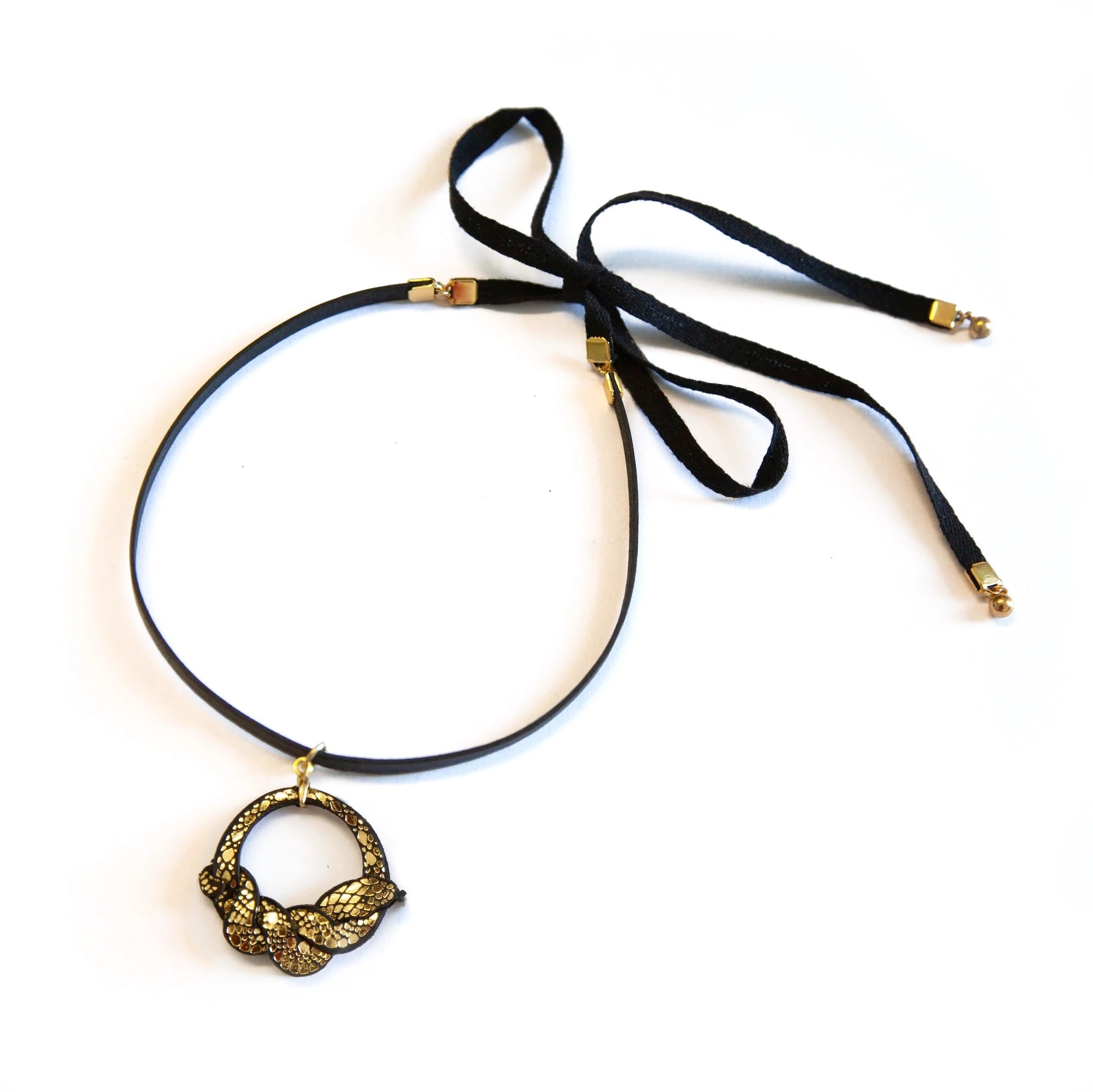 Vintage lockets for keepsake jewelry-OUROBOROS . ring . choker