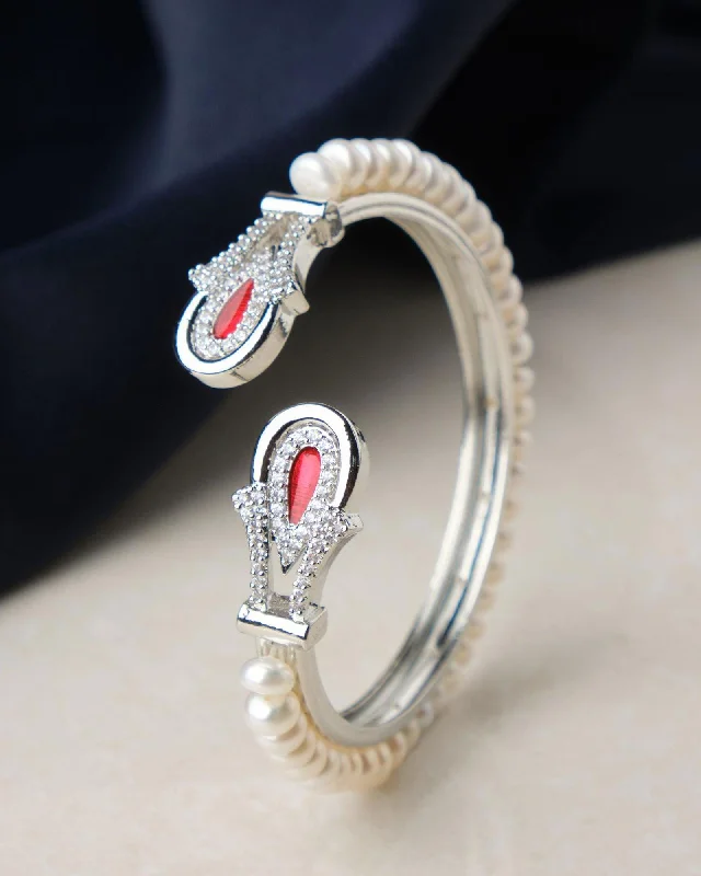 Adjustable crystal bangles for versatile fashion-Fashionable Stone Studded Pearl Bangle