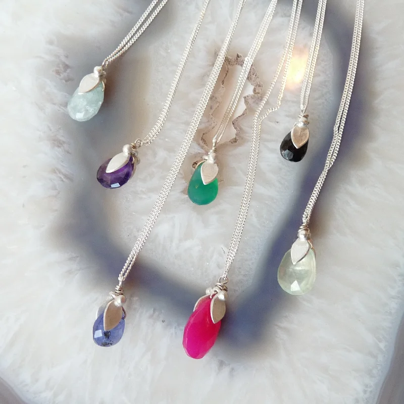 Gemstone pendant necklaces for vibrant accents-Phoebe Leaf Pendant