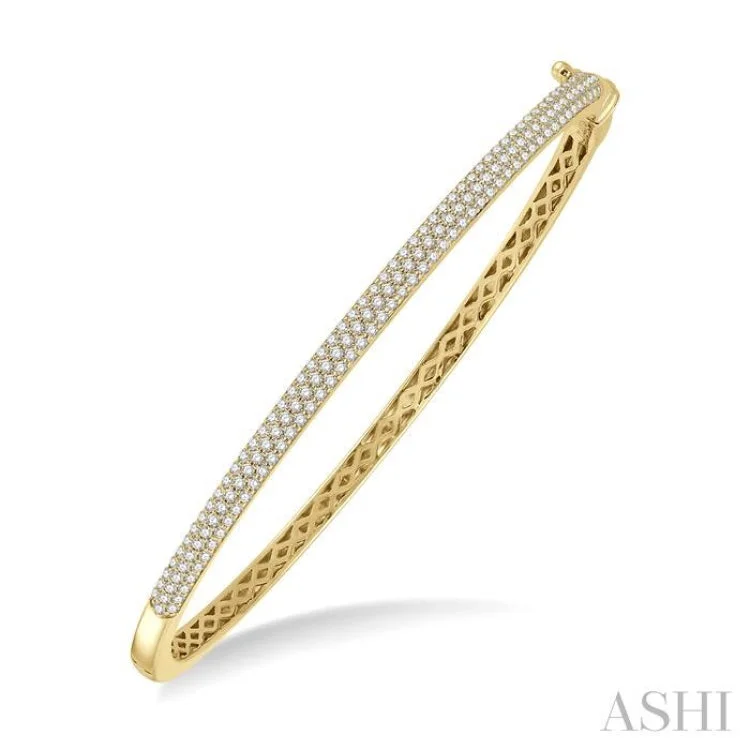 Intricately designed bangles for high-fashion looks-1 Ctw Round Cut Diamond Fashion Bangle in 14K Yellow Gold