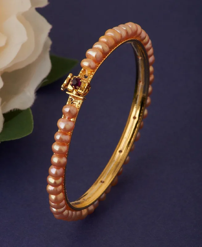 Custom name bangles for unique accessories-Classy Pink Pearl Bangle