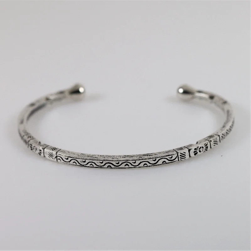 Vintage-inspired bracelets for a classic look-Vintage Silver Jewelry | Solid Detailed Etched Cuff Bracelet