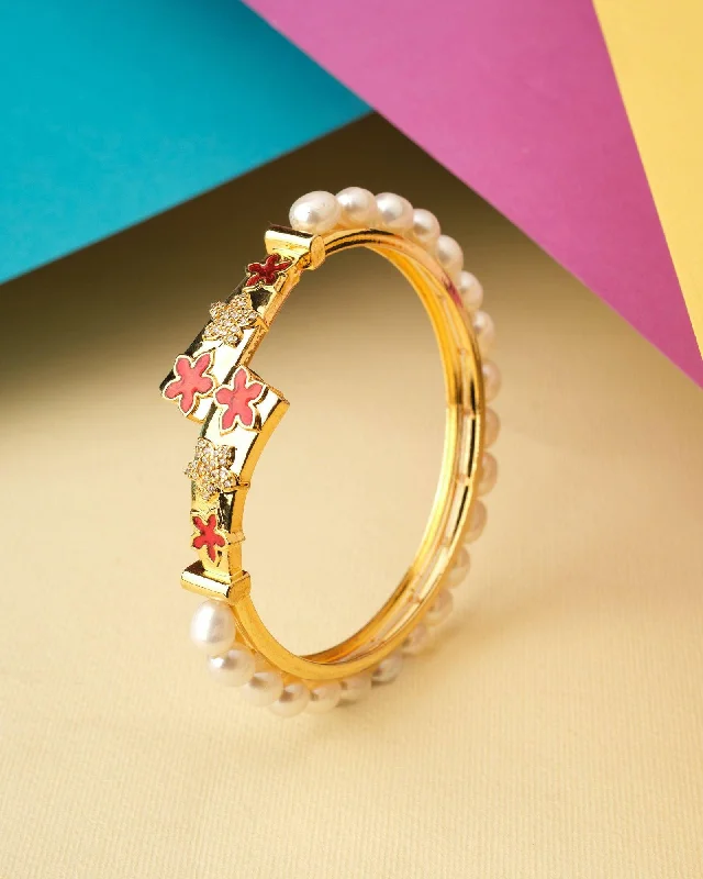 Minimalist bangles for a sleek and simple look-Twinkling Stars Pearl Bangle