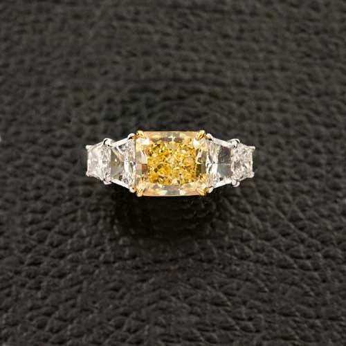 Adjustable gemstone rings for comfortable wear-Yellow Diamond Engagement Ring