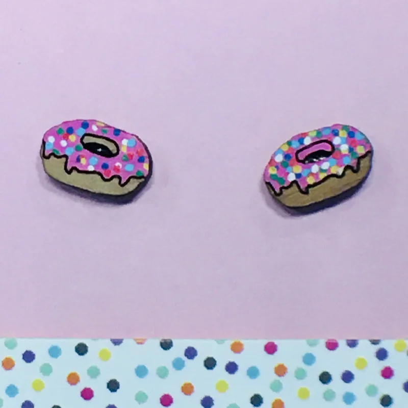 Rose gold earrings for a romantic touch-Studs: Donut