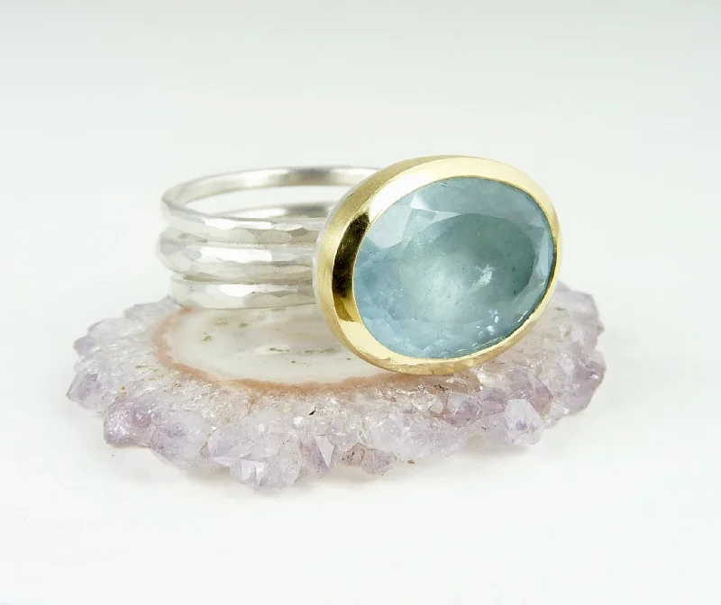 Simple gemstone rings for everyday elegance-Ice Blue Aquamarine Ring