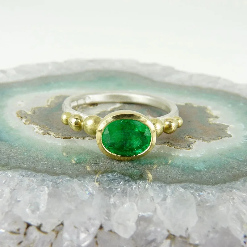 Custom birthstone rings for meaningful designs-Emerald Granulation Ring